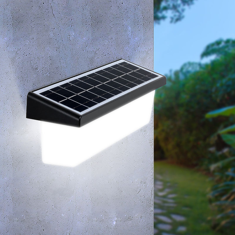 सौर प्रकाश उद्यान दीवार 8-10 घंटे कार्य समय 40PCSX 0.2W SMD 2835 एलईडी